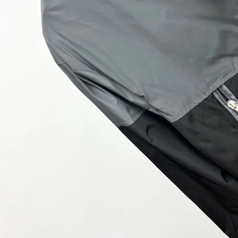 Moncler Outwear Minimalist 142133