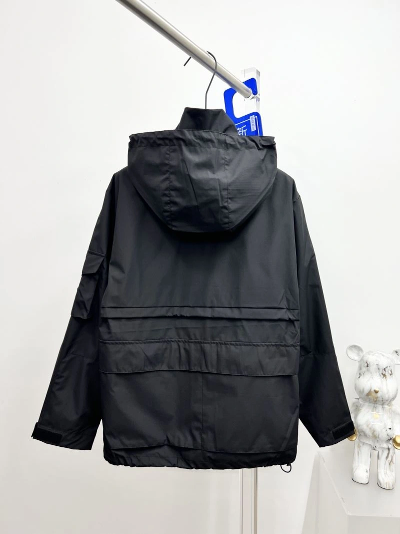 Moncler Outwear Trendy 142134