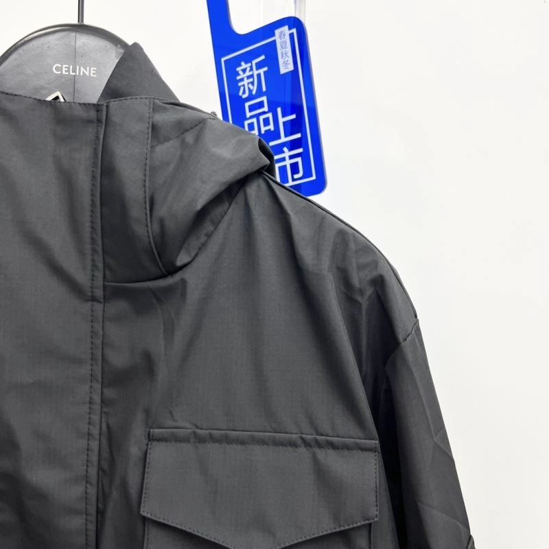 Moncler Outwear Trendy 142134