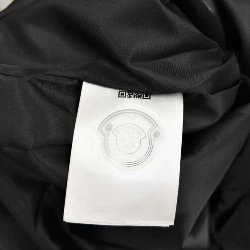 Moncler Outwear Trendy 142134