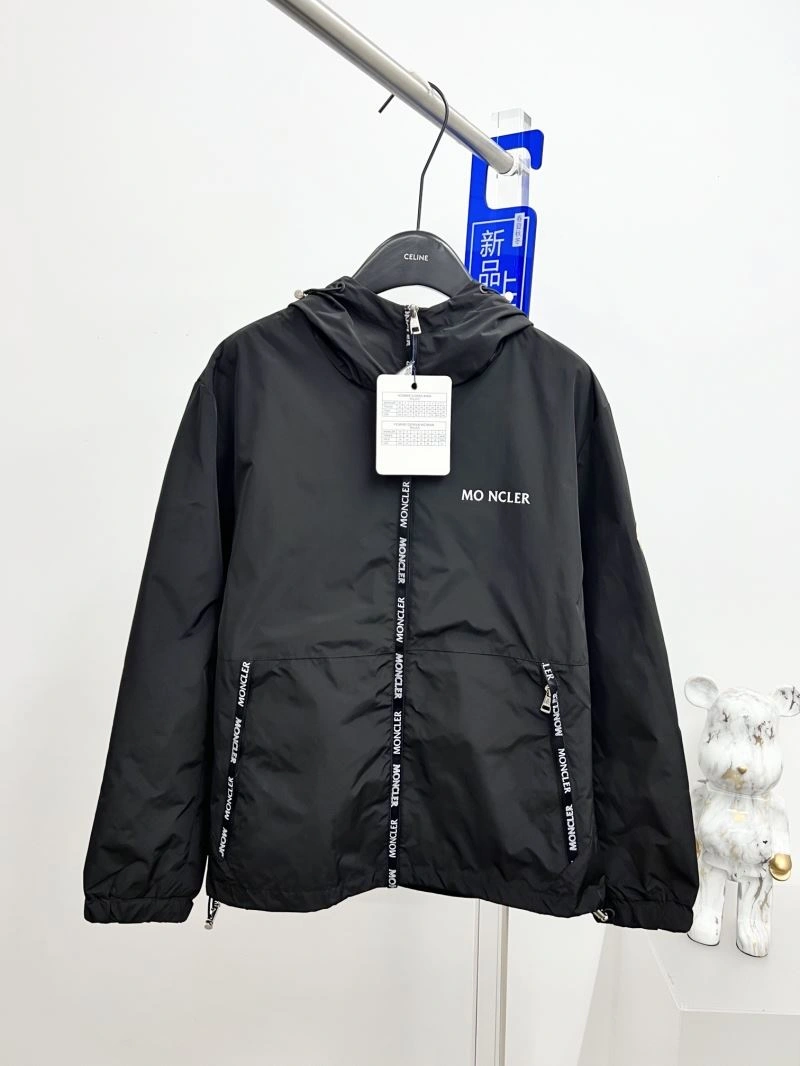 Moncler Outwear Comfortable 142191