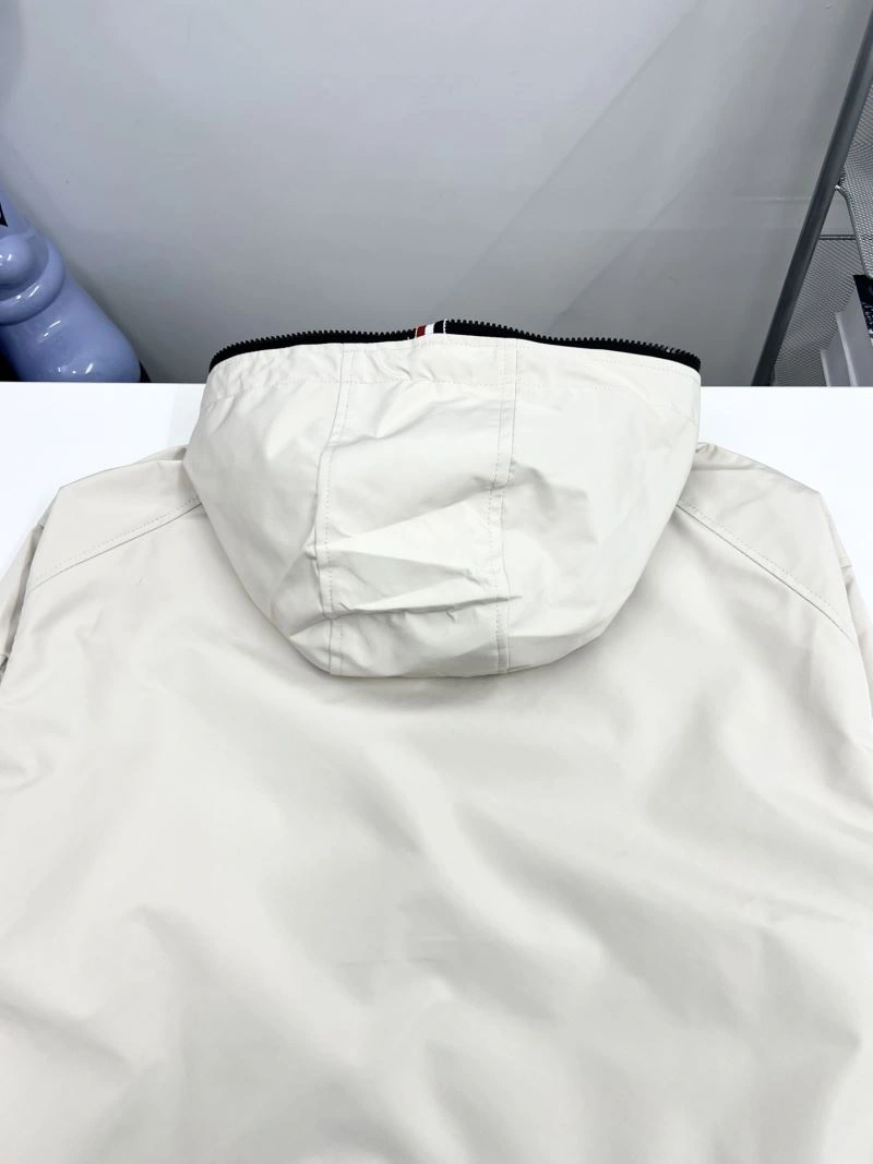 Moncler Outwear MoistureWicking 142125