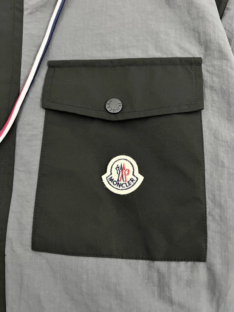 Premium Moncler Outwear 142141