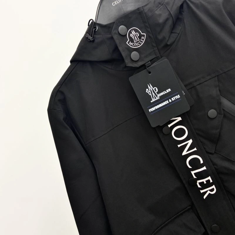 Moncler Outwear MultiPurpose 142116
