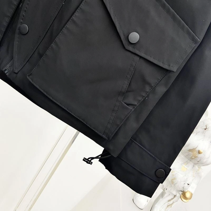 Moncler Outwear MultiPurpose 142116