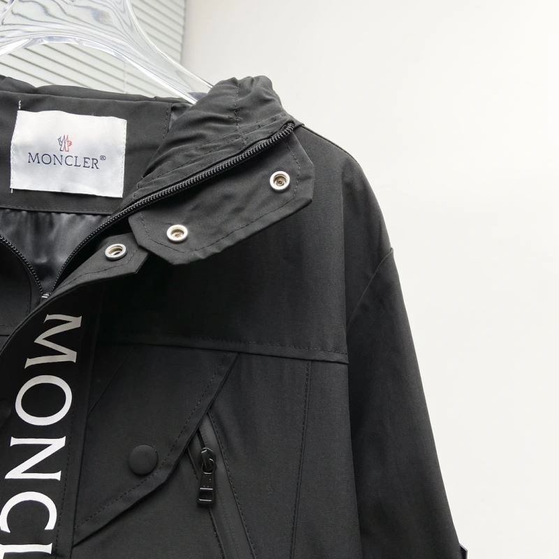 Attractive Moncler Outwear 142115