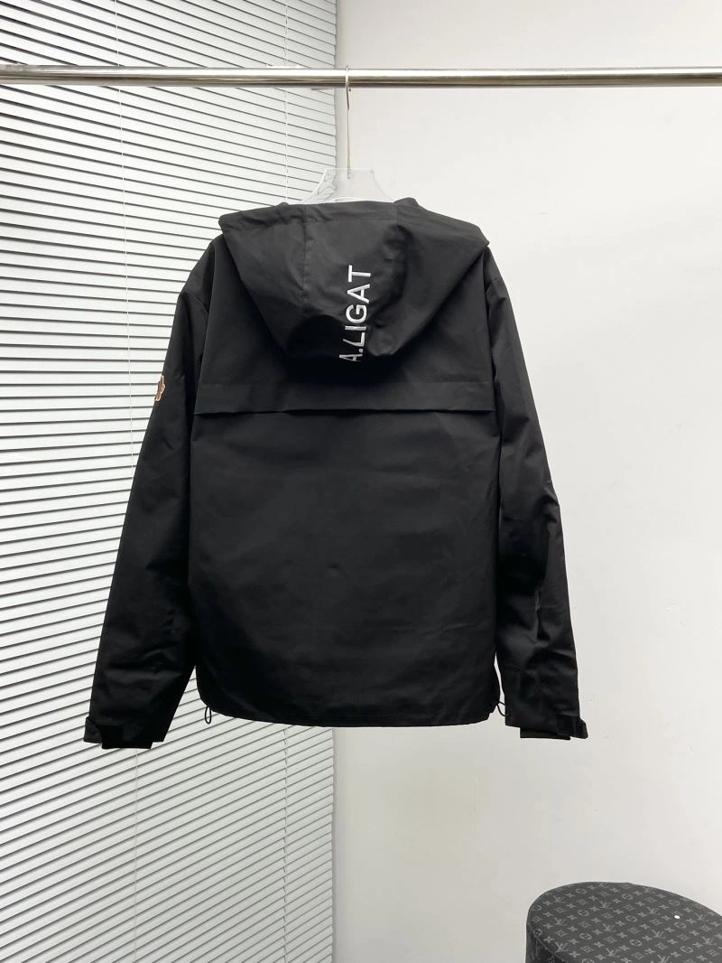 Moncler Outwear ModernLook 142114