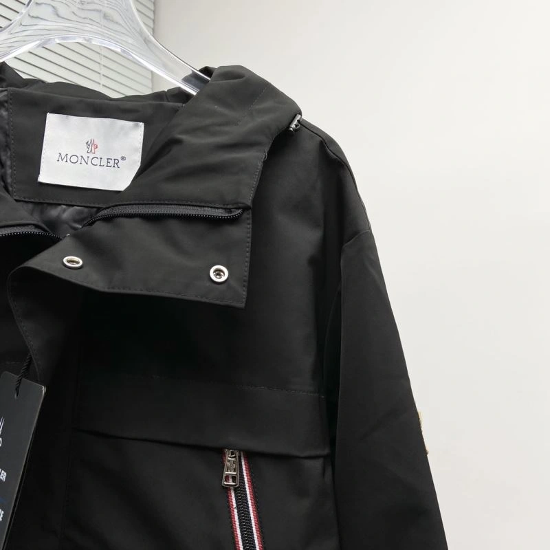 Moncler Outwear ModernLook 142114