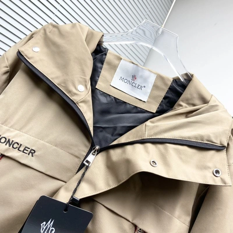 Tailored Moncler Outwear 142113