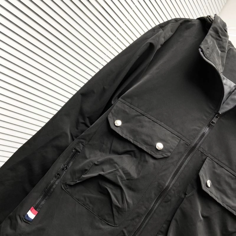 SmoothTexture Moncler Outwear 142112
