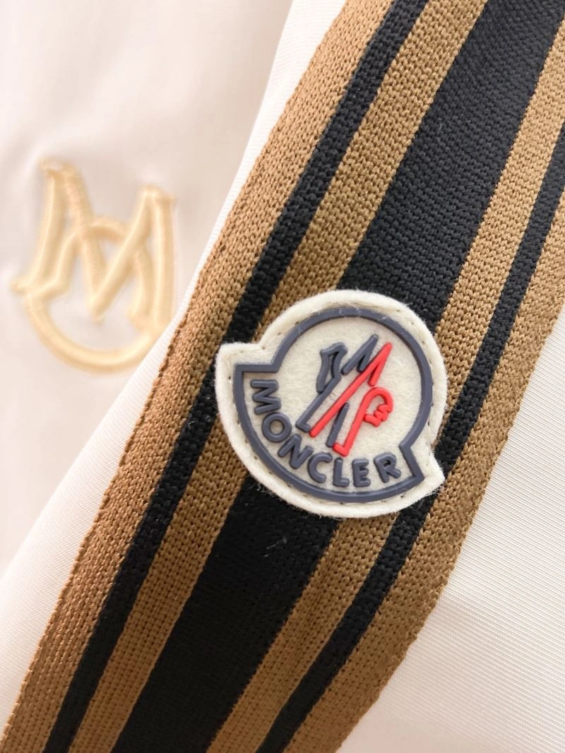 Reliable Moncler Outwear 142109