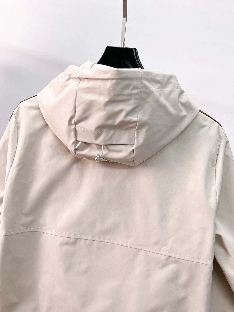 Reliable Moncler Outwear 142109
