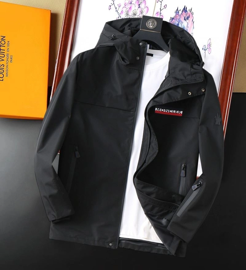 Moncler Outwear RelaxedFit 142108