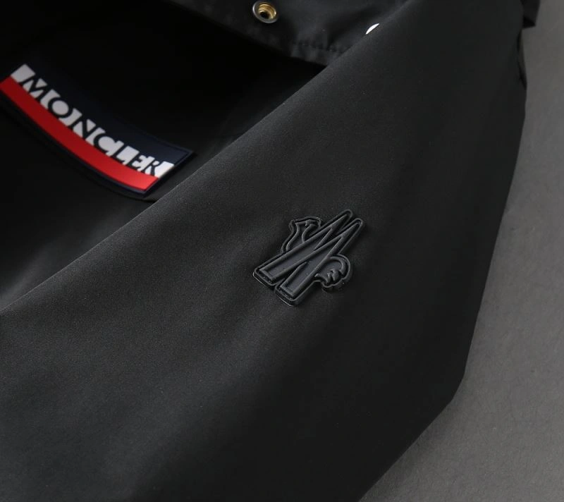 Moncler Outwear RelaxedFit 142108