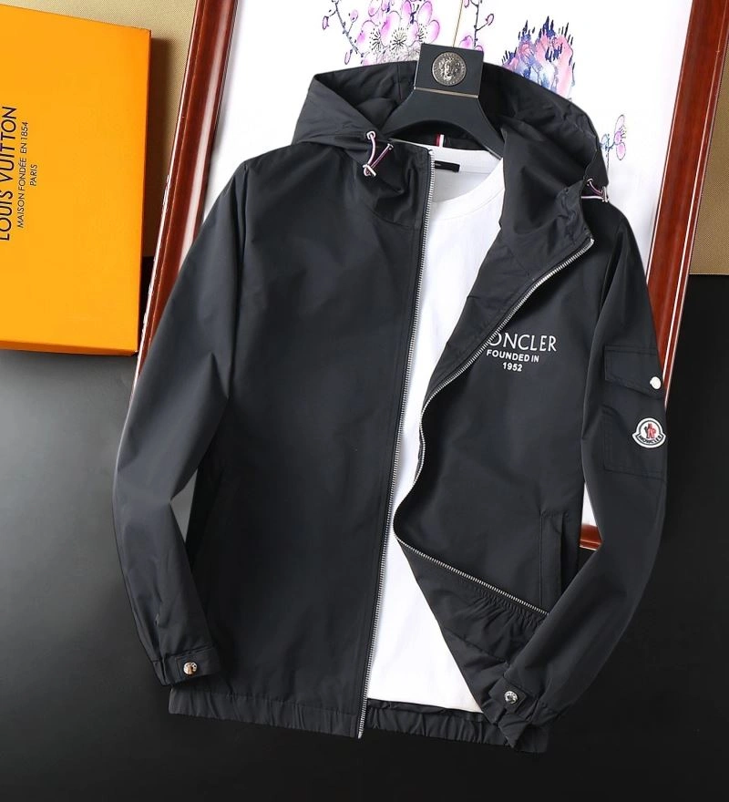 GoodFit Moncler Outwear 142105