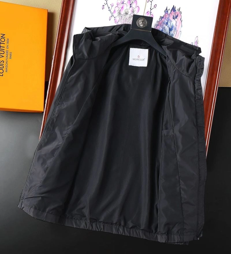 Moncler Outwear Contemporary 142106