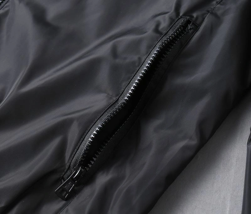 Moncler Outwear Contemporary 142106