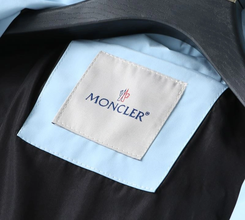 SportInspired Moncler Outwear 142100