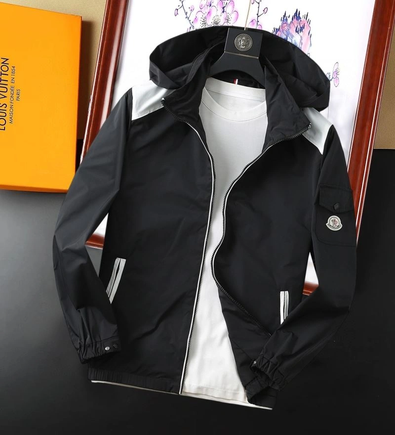 Moncler Outwear Supportive 142102