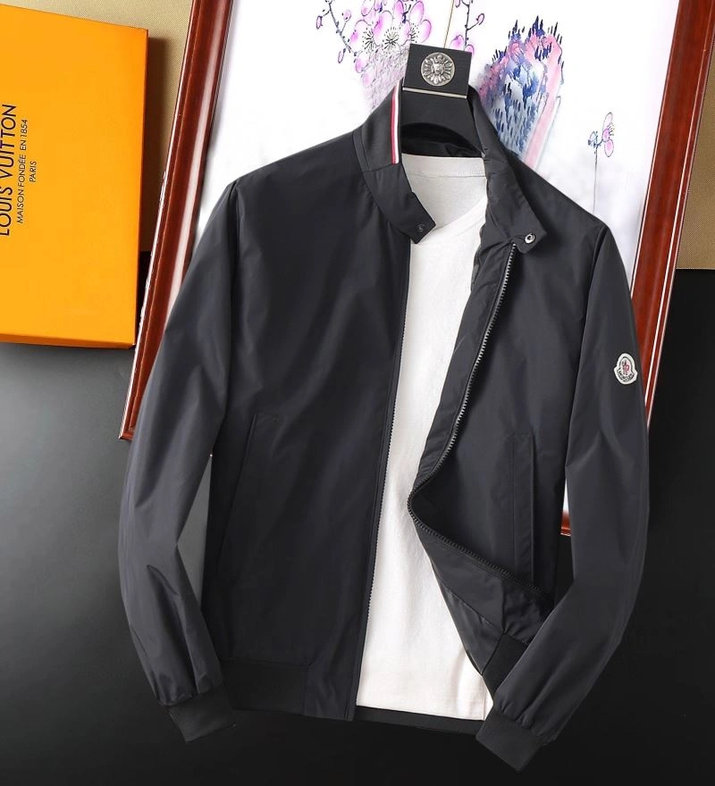 Moncler Outwear Timeless 142099