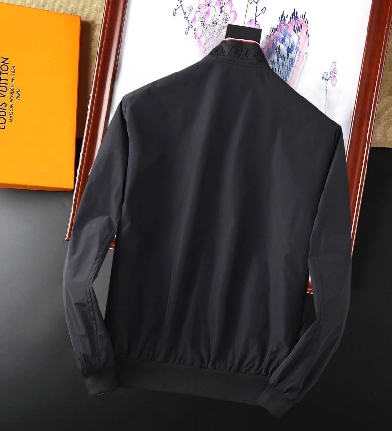 Moncler Outwear Timeless 142099