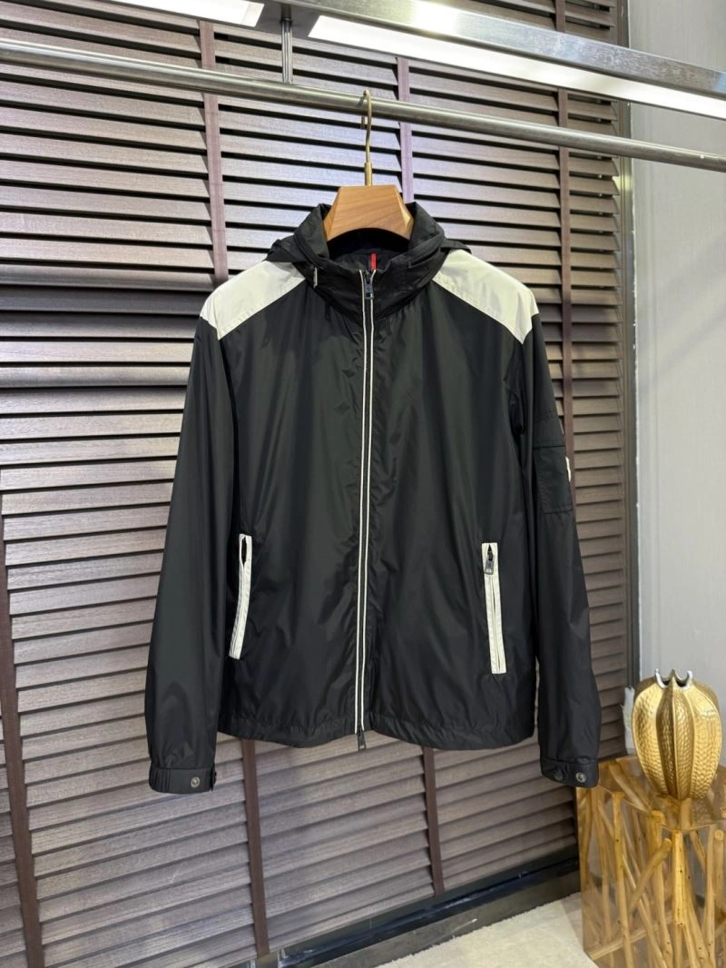 Moncler Outwear RelaxedFit 142103