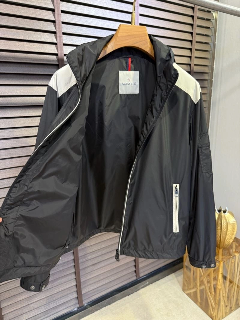 Moncler Outwear RelaxedFit 142103