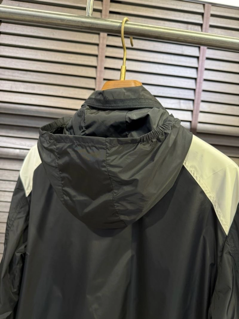 Moncler Outwear RelaxedFit 142103