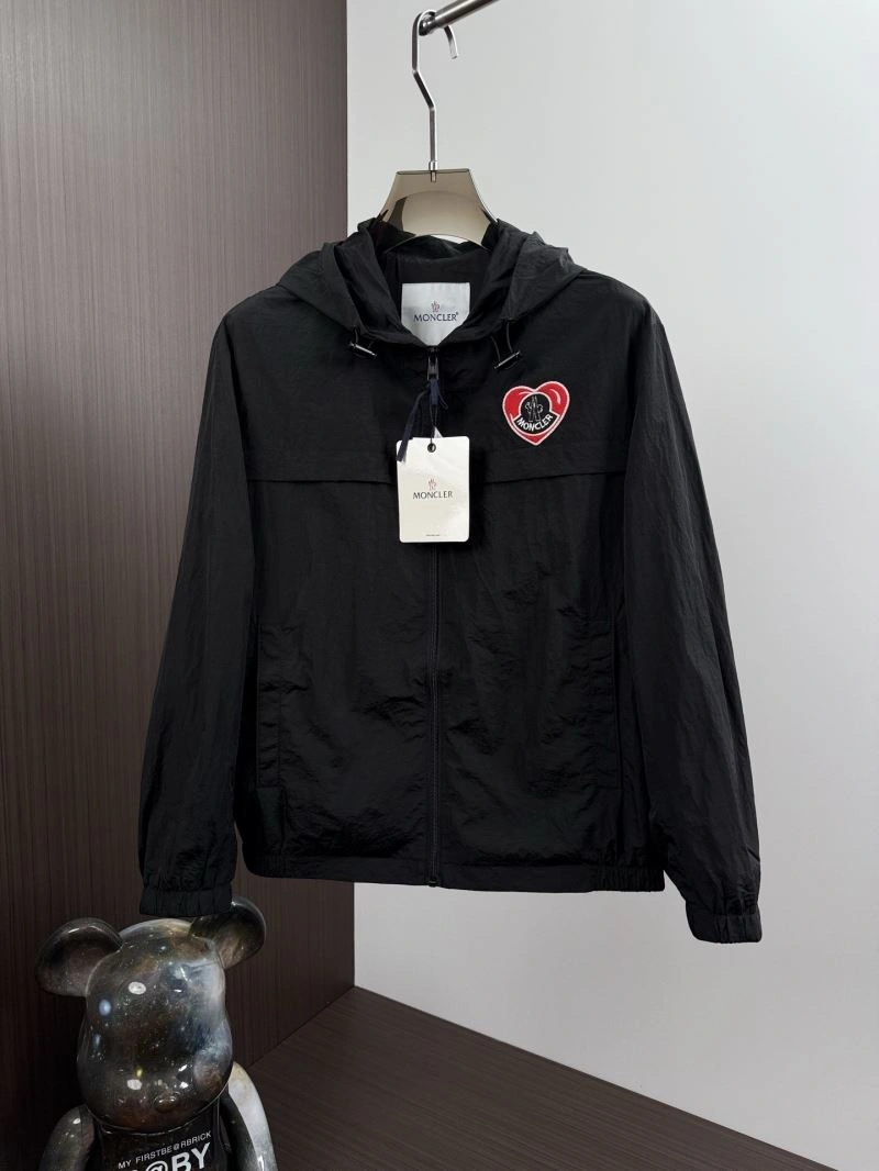 Moncler Outwear Cozy 142095