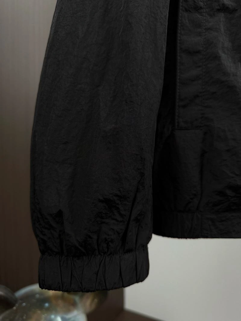 Moncler Outwear Cozy 142095
