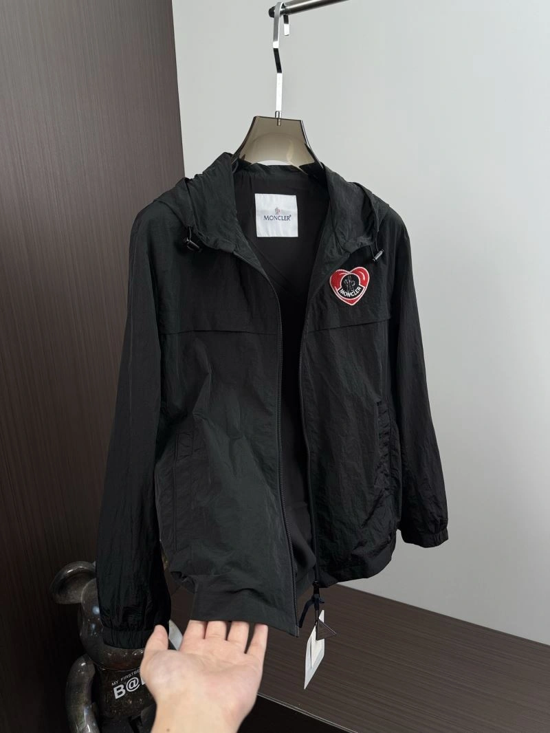 Moncler Outwear Cozy 142095