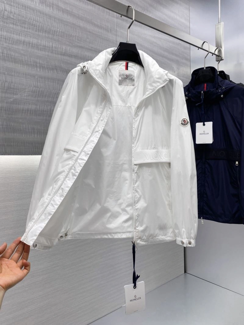 Moncler Outwear MultiPurpose 142101