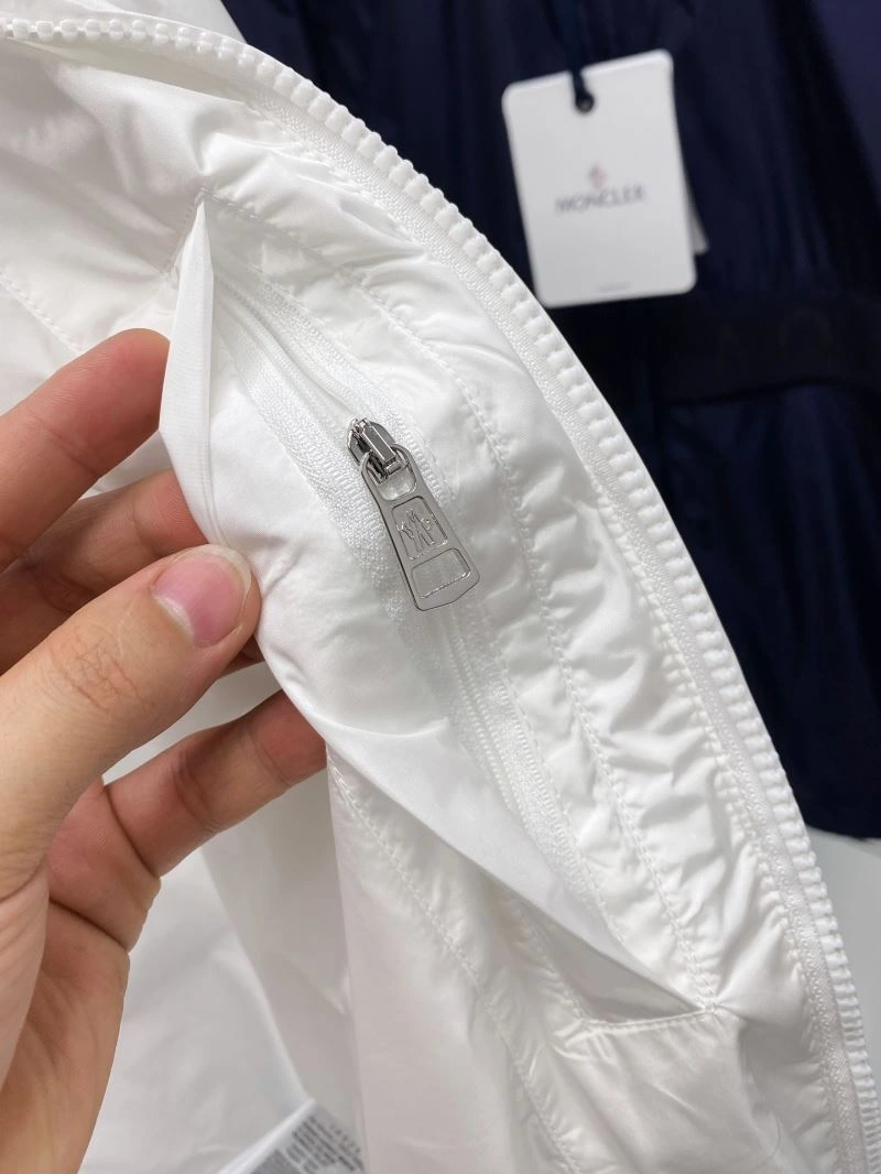 Moncler Outwear MultiPurpose 142101