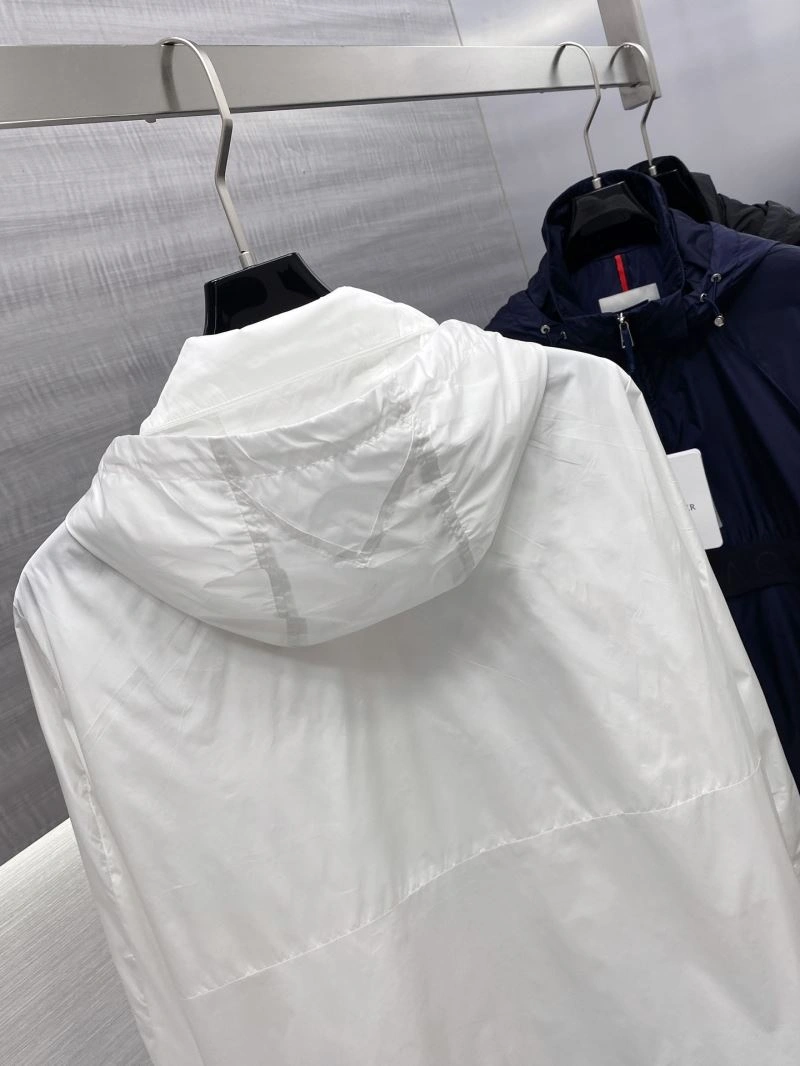 Moncler Outwear MultiPurpose 142101