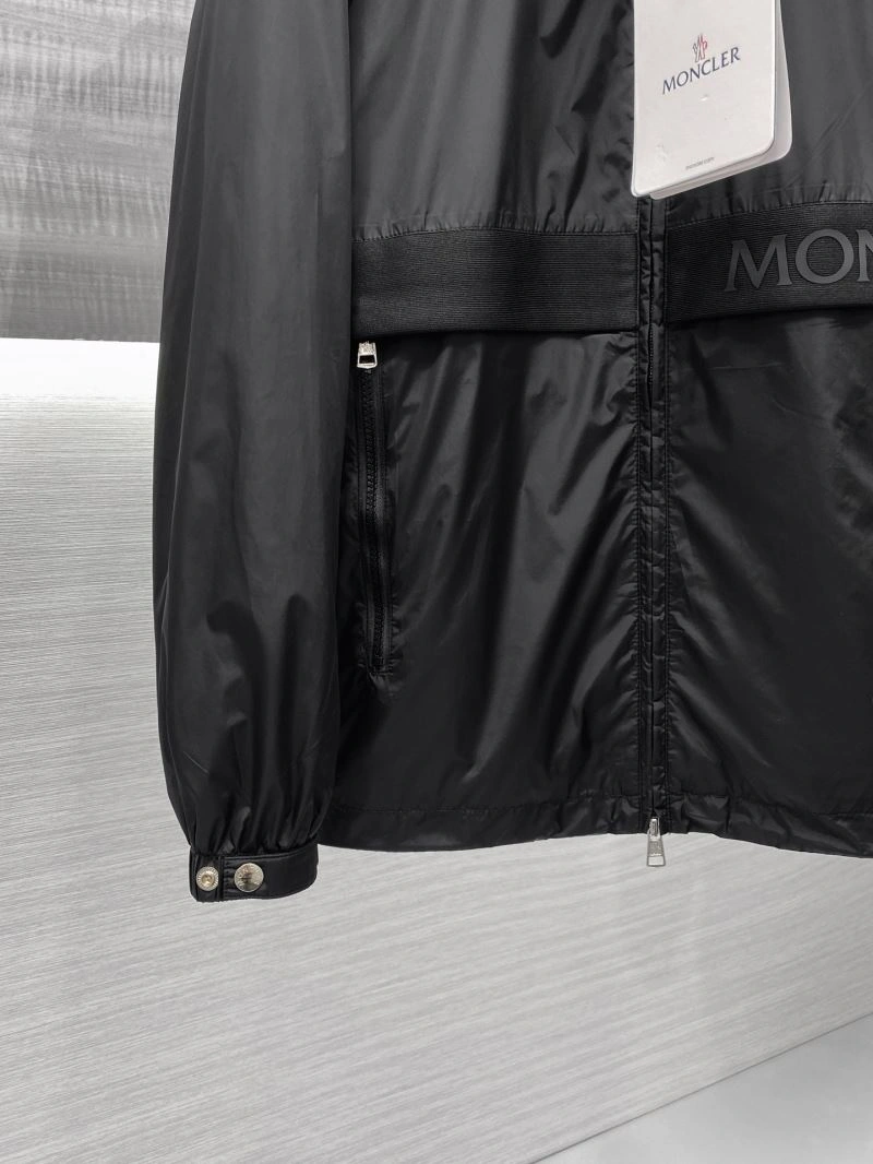 Moncler Outwear Unisex 142096
