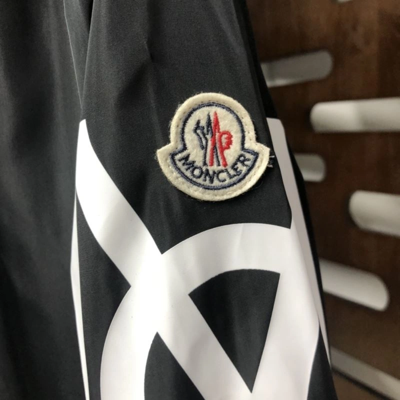 Durable Moncler Outwear 142081