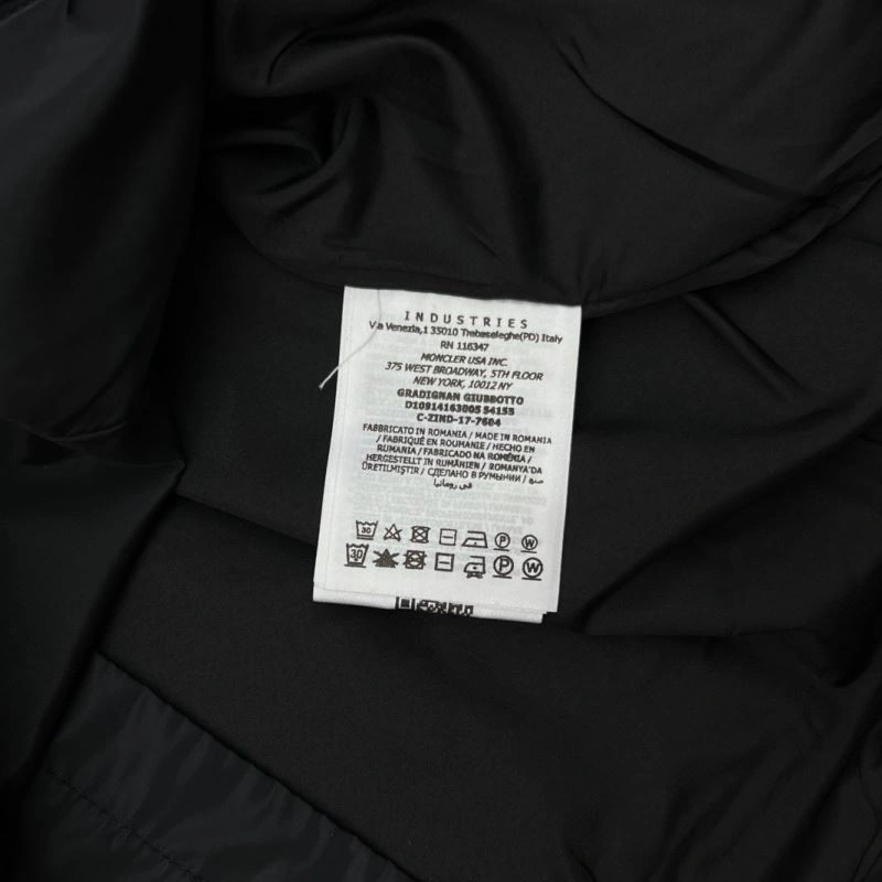 Moncler Outwear SportInspired 142080