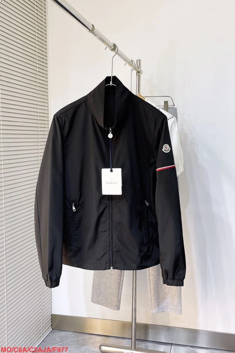 Moncler Outwear Fashionable 142079