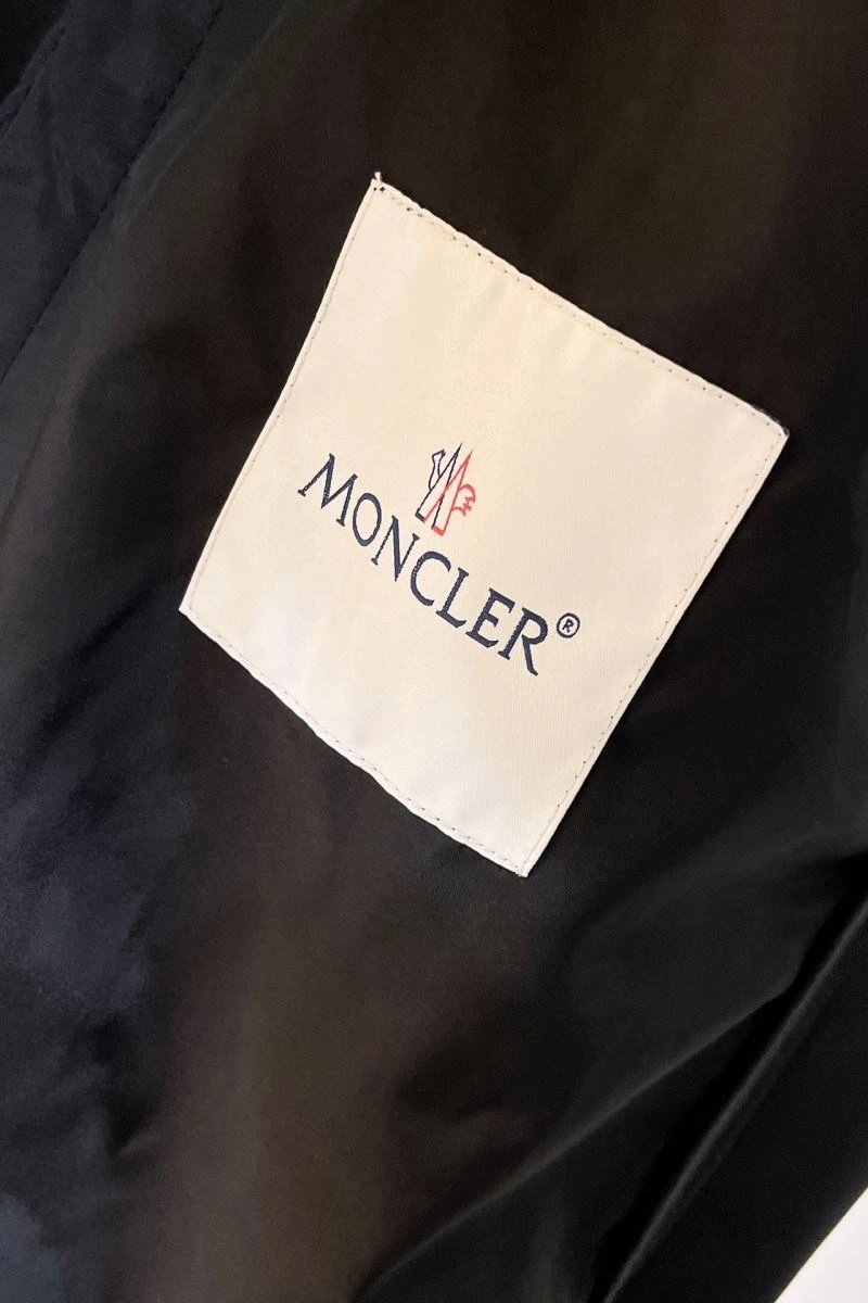 Moncler Outwear Fashionable 142079