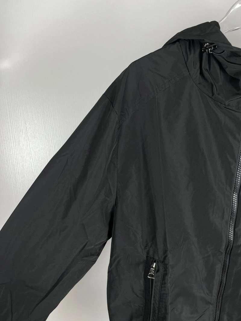 TechFriendly Moncler Outwear 142083