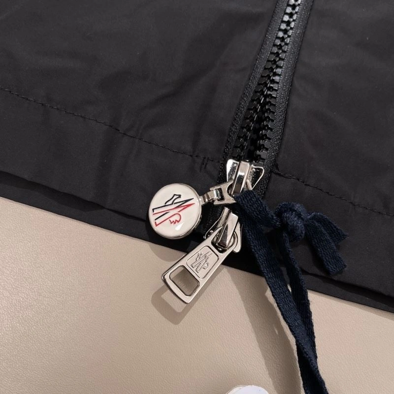 Moncler Outwear Durable 142078