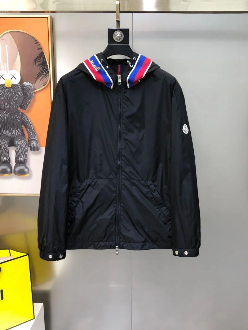 MoistureWicking Moncler Outwear 142074