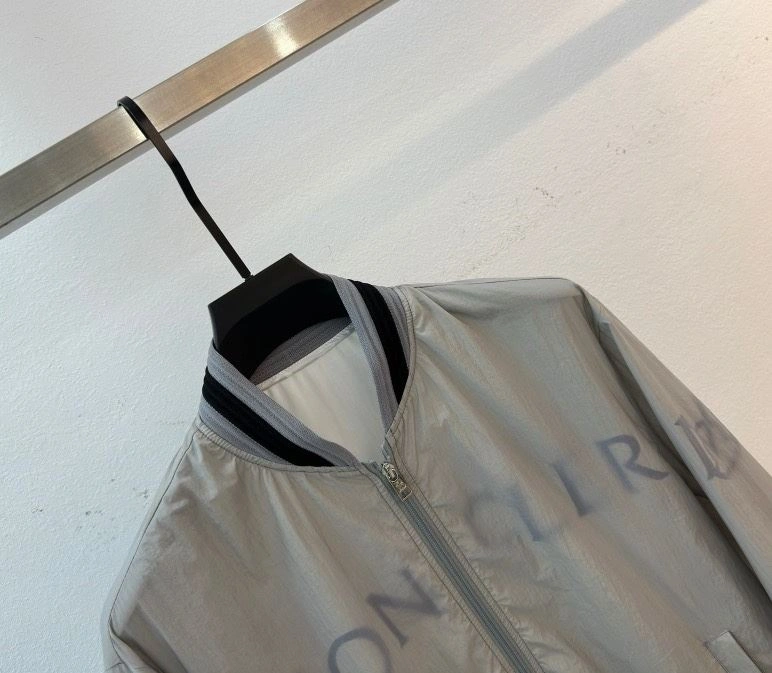 Reliable Moncler Outwear 142145