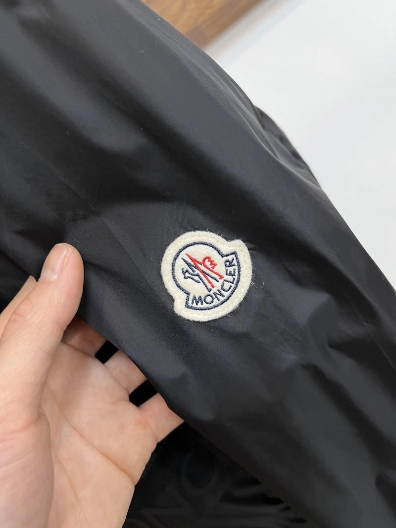 Popular Moncler Outwear 142067