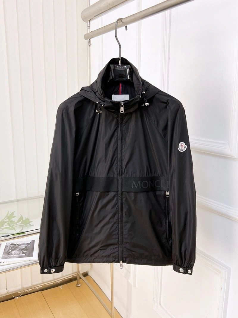 Moncler Outwear Efficient 142066