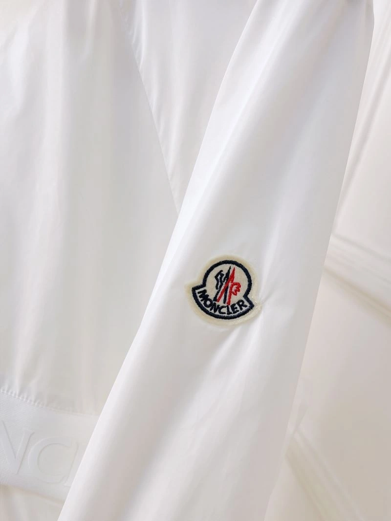 Moncler Outwear Efficient 142066