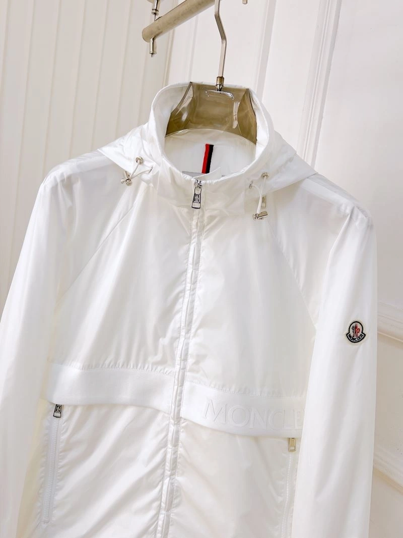 Moncler Outwear Efficient 142066