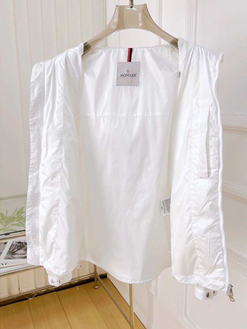 Moncler Outwear Efficient 142066
