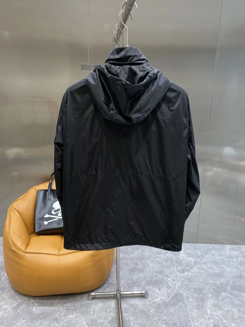 Moncler Outwear ModernLook 142061