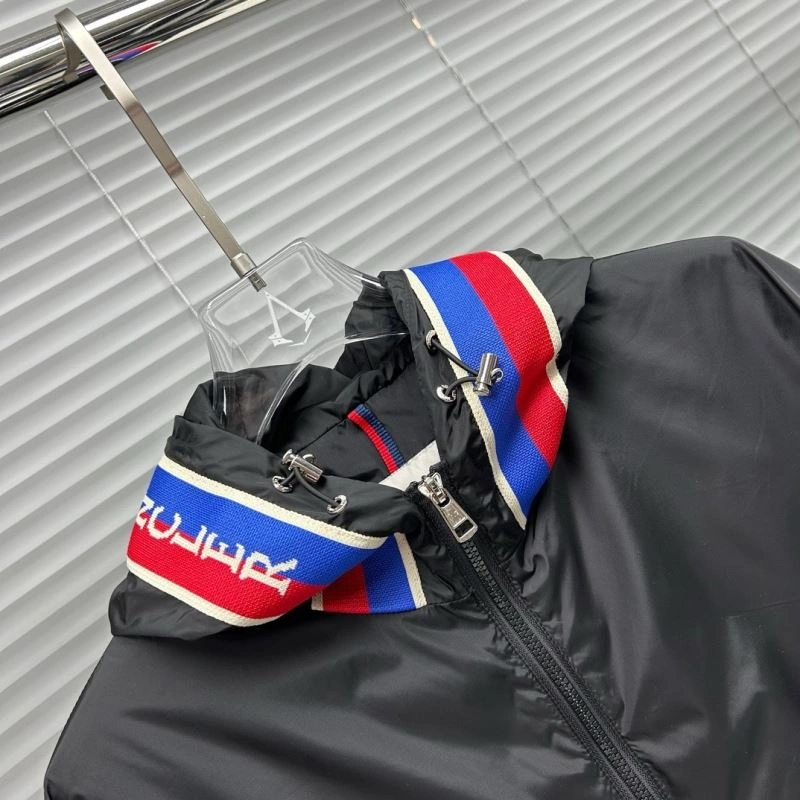 Contemporary Moncler Outwear 142050